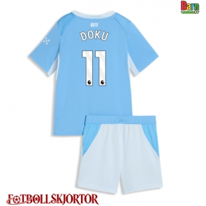 Manchester City Jeremy Doku #11 Hemmakläder Barn 2026-27 Kortärmad (+ Korta byxor)